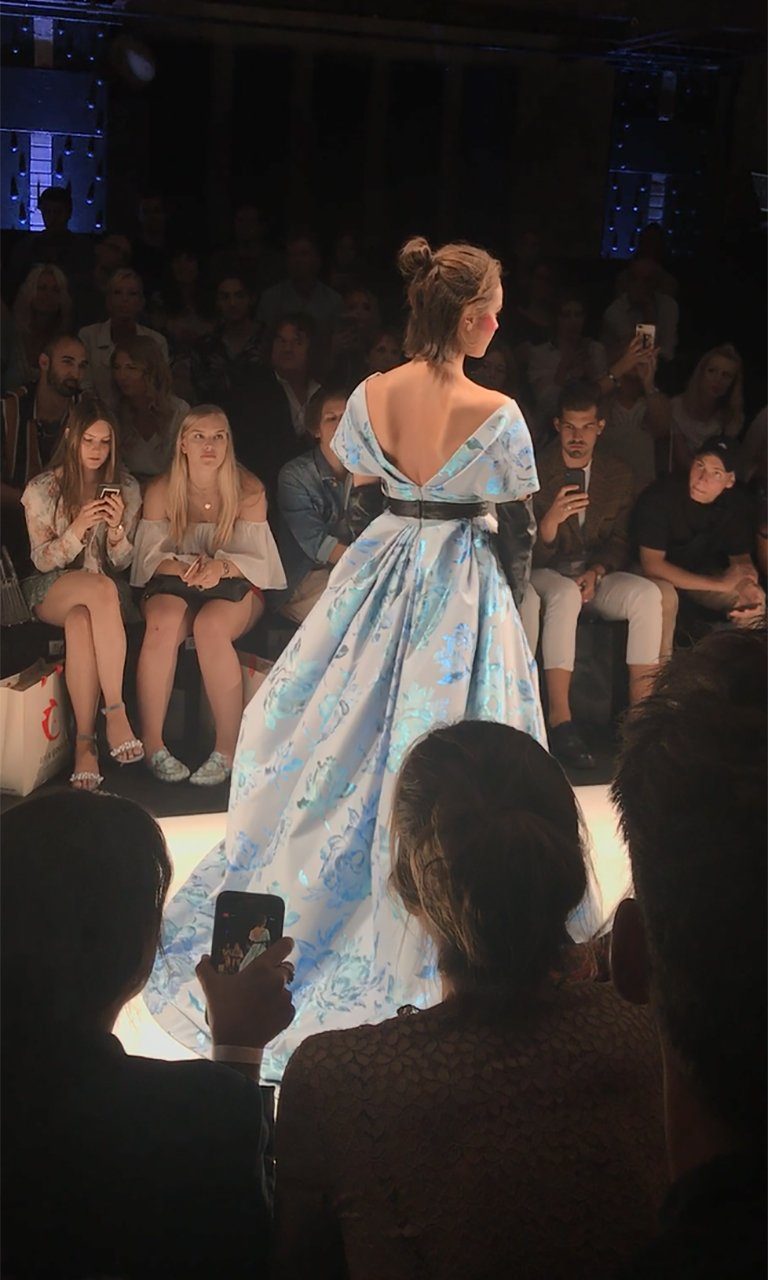 Fashion Week Berlin - Spring / Summer 19 8 My June Fashion Favorite - Jumpsuit mit Print